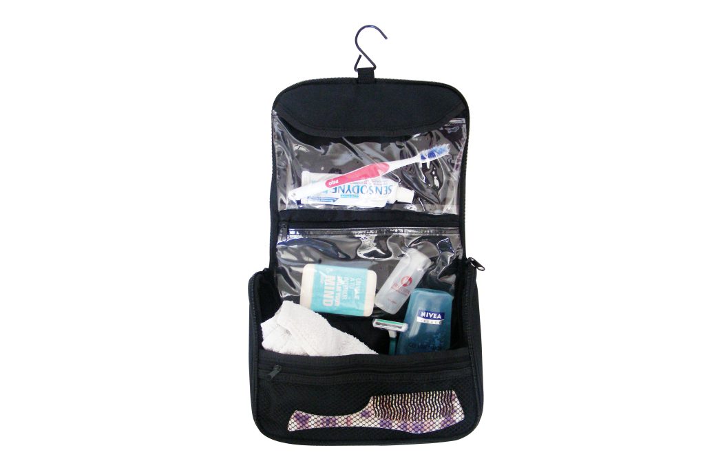NECESSAIRE